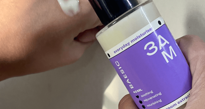What are the benefits of using Baesic face moisturiser?